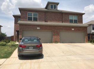 537 Mast Ct, Crowley, TX 76036