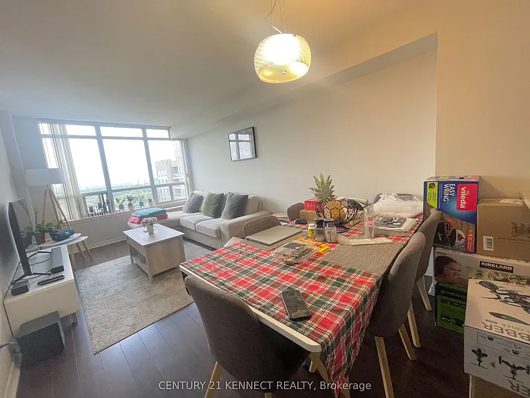 8 Hillcrest Ave #1810 — Photo 3