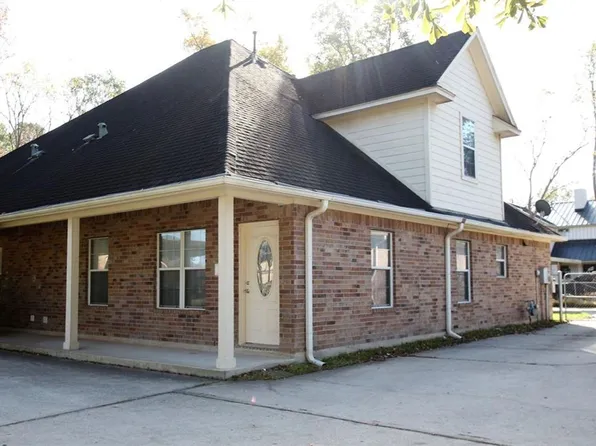 194 Davis St #A, Humble, TX 77338