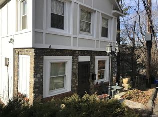 20 Ridge Rd, Ardsley, NY 10502