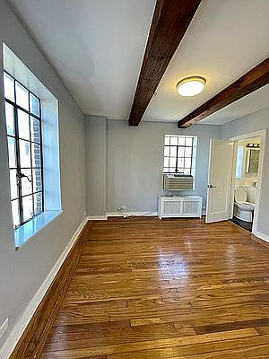 4th image of 25 Tudor City Pl APT 1604