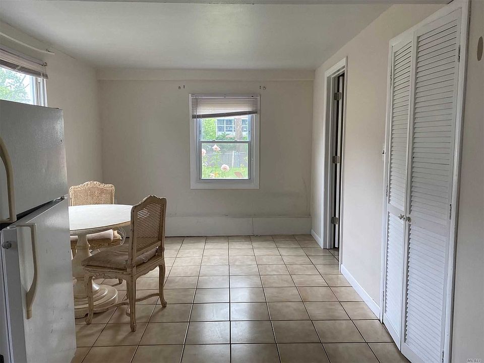 2nd image of 114 Bergold St