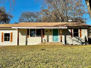 307 W Walnut St, Howe, TX 75459