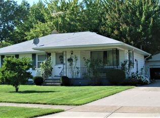 3334 Regina Ave, Lorain, OH 44052