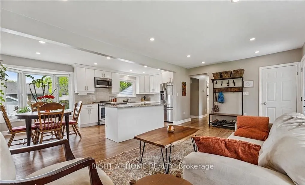 5 bed, $3,100 — Photo 4