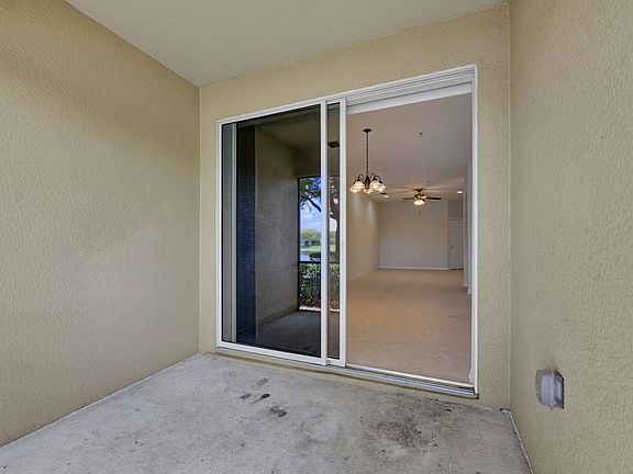 5th image of 3171 Cottonwood Bnd APT 1105