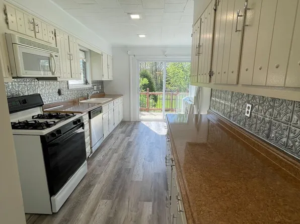 1022 S Morgan St, Meadville, PA 16335