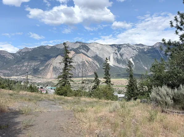 825 Columbia St, Lillooet, BC V0K 1V0