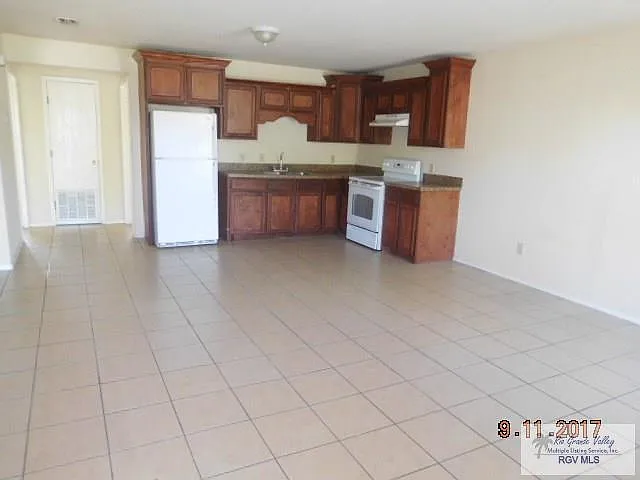 2100 Old Port Isabel Rd #13 — Photo 6