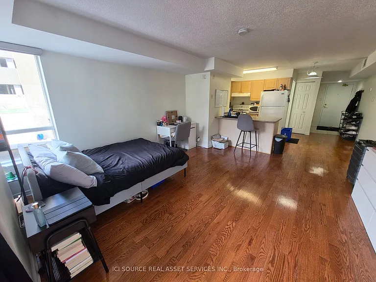 429 Somerset St W #204 — Photo 15