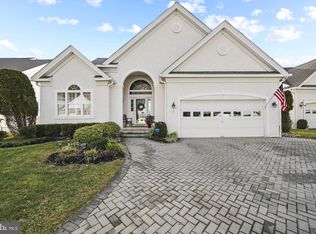 35 Huxley Cir, Marlton, NJ 08053