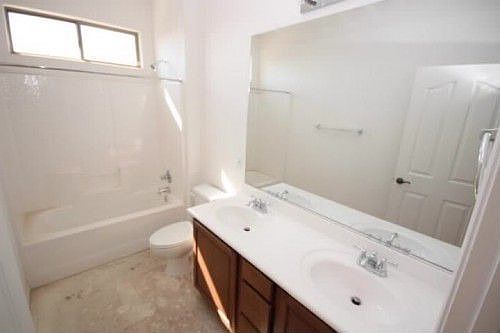 1st image of 543 E White Wing Dr