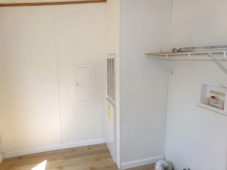 1015 Grassland Ct — Photo 12