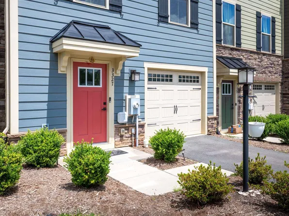 3327 Village Park Ave, Keswick, VA 22947
