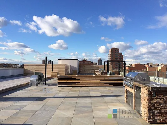 Rented by Halcyon Management Group LLC | media 40