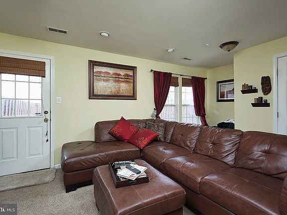 4th image of 13115 Blossom Hill Way #2405