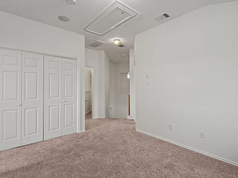 9201 Brodie Ln #203 — Photo 14
