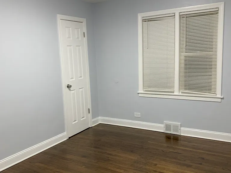 7344 S Rockwell St #1 — Photo 8