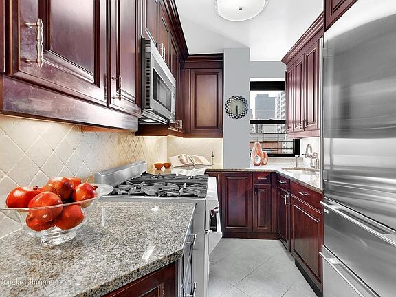 3rd image of 1222 2nd Ave #8B