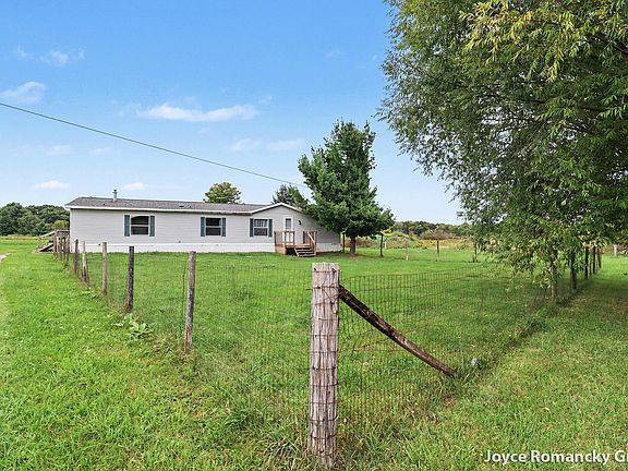 4th image of 20428 Five Mile Rd