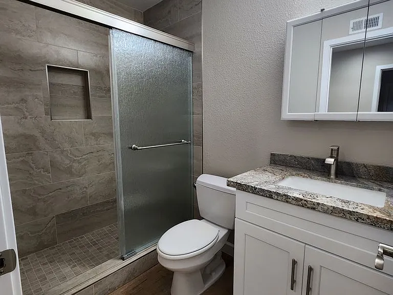 9041 Dewsbury Ave — Photo 10
