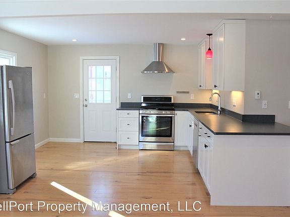 3rd image of 42 Victor Rd