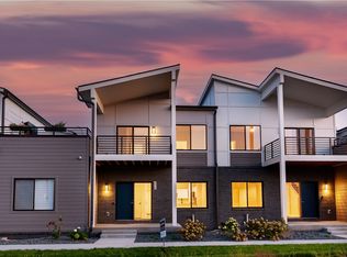 470 SW 12th St, Des Moines, IA 50309