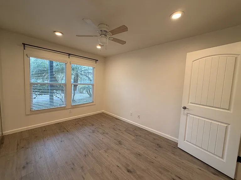 161 D Ave #1 — Photo 26