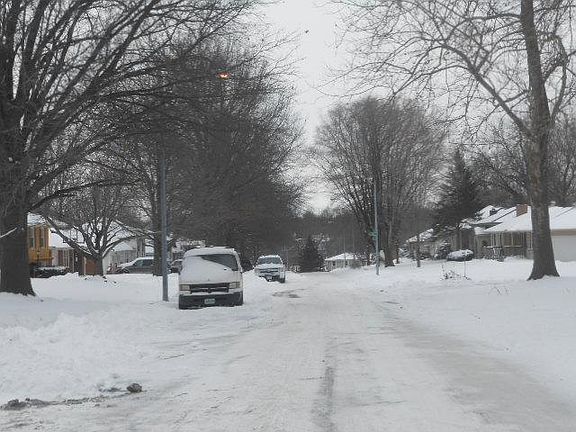 5th image of 8724 Crescent Ave