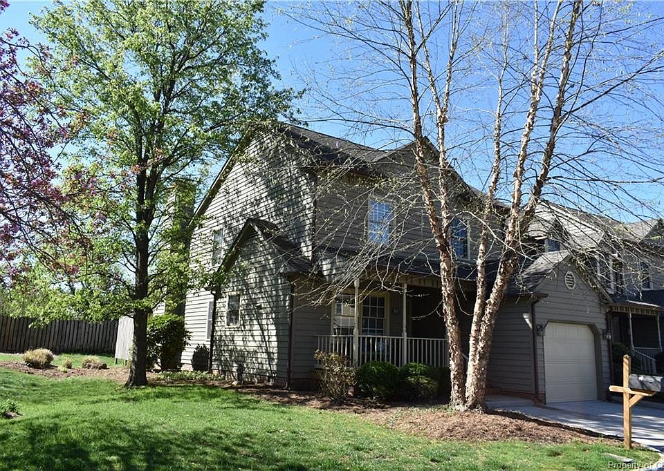 1st image of 14 Heatherfield Ct #14