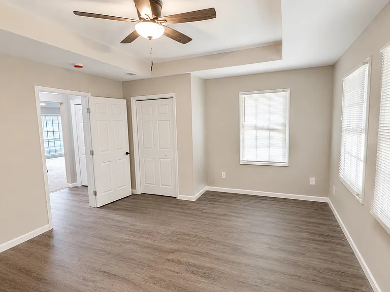 303 Hillcrest Ave — Photo 7