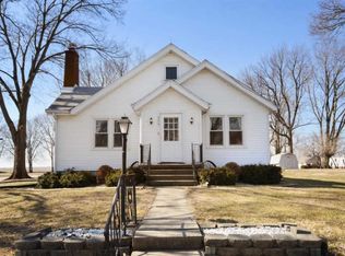 275 S Main St, Cisco, IL 61830