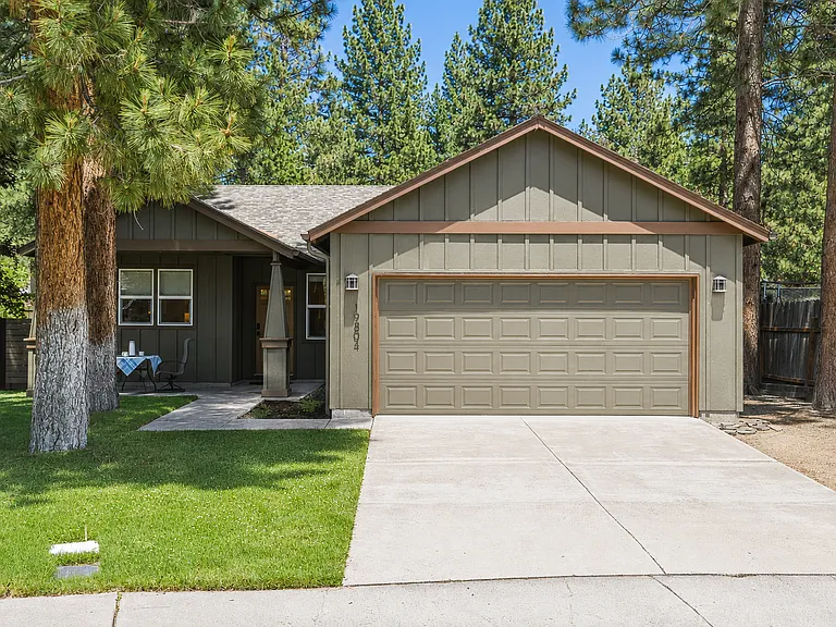 19804 Wetland Ct — Photo 2