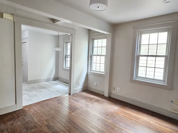 434 Broadway #2R, Providence, RI 02909