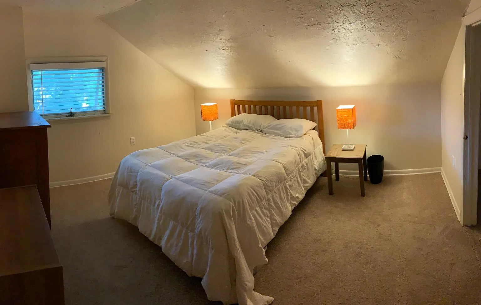 2 bed, 700 sqft, $1,300 — Photo 4