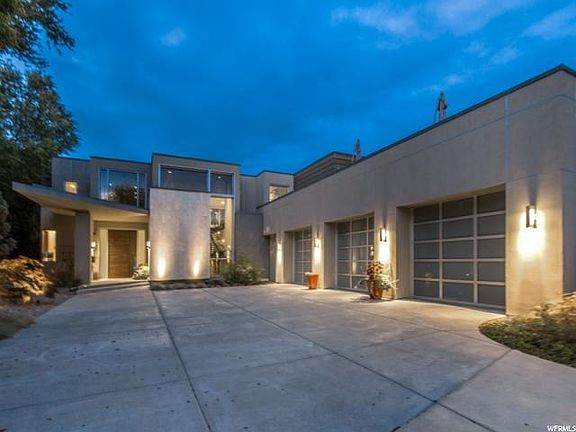 4th image of 2217 E Laird Way