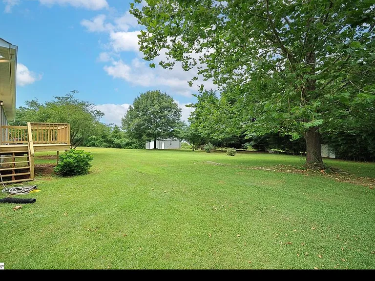 103 Newman Dr — Photo 21
