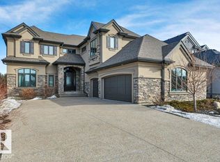 631 Howatt Dr SW, Edmonton, AB T6W 2T6