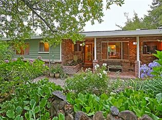 6069 Hyland Way, Penngrove, CA 94951