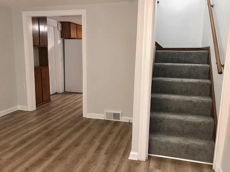 231 N Spring Grove St #1 — Photo 7