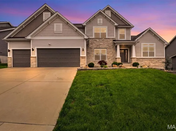 502 Leaning Woods St, Saint Charles, MO 63301
