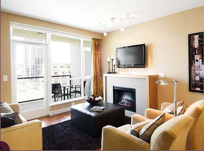2nd image of 325 7th Ave Unit 801