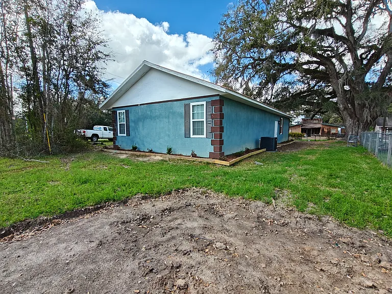 801 Penny Pl — Photo 10