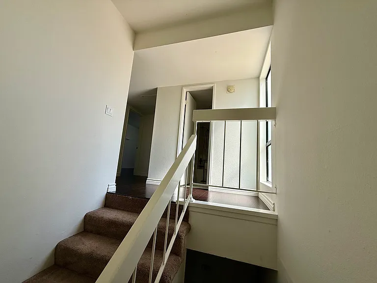 2934 Wellesley Ct — Photo 9