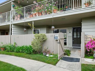 257 Moreton Bay Ln Unit 2, Goleta, CA, 93117