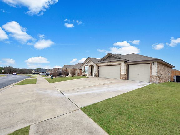 3rd image of 7301 American West Dr