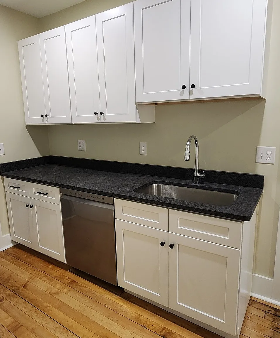 2 bed, $1,800 — Photo 3