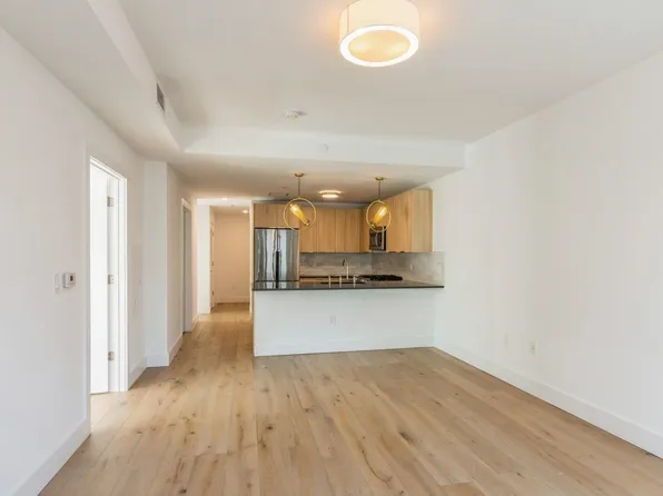 348 Baldwin Avenue 209 image 3 of 28