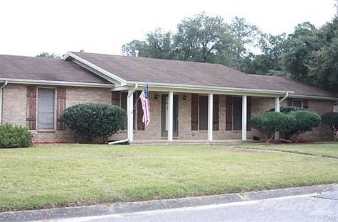 3rd image of 6400 Antietam Dr
