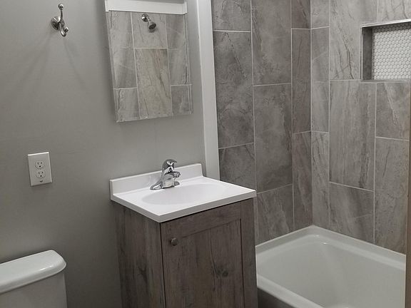 4th image of 509 N 4th St #5